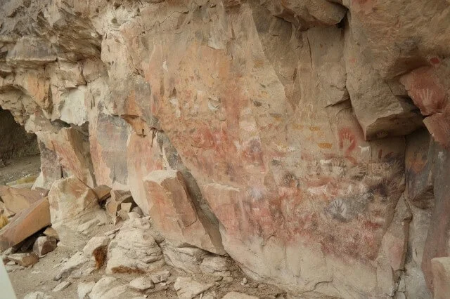 Cueva de las Manos - steinzeitliche Aerosol-Junkies