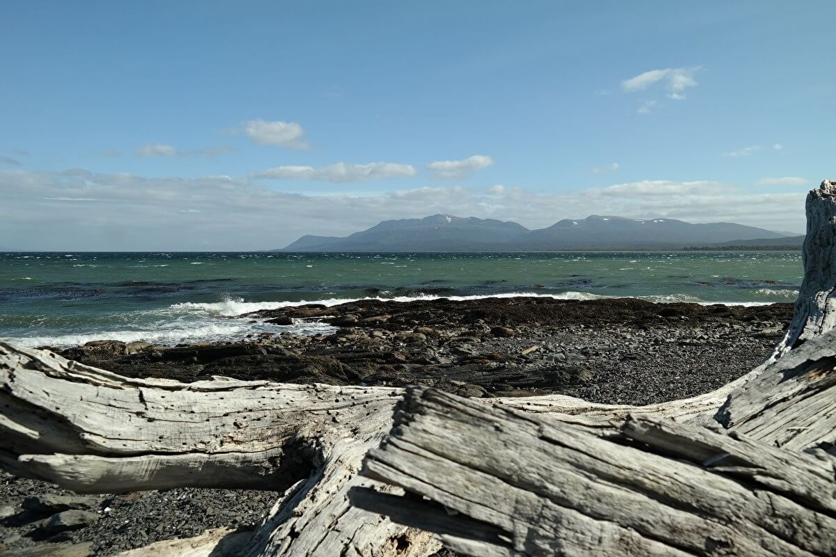 Coastal walk at Fuerte Bulnes