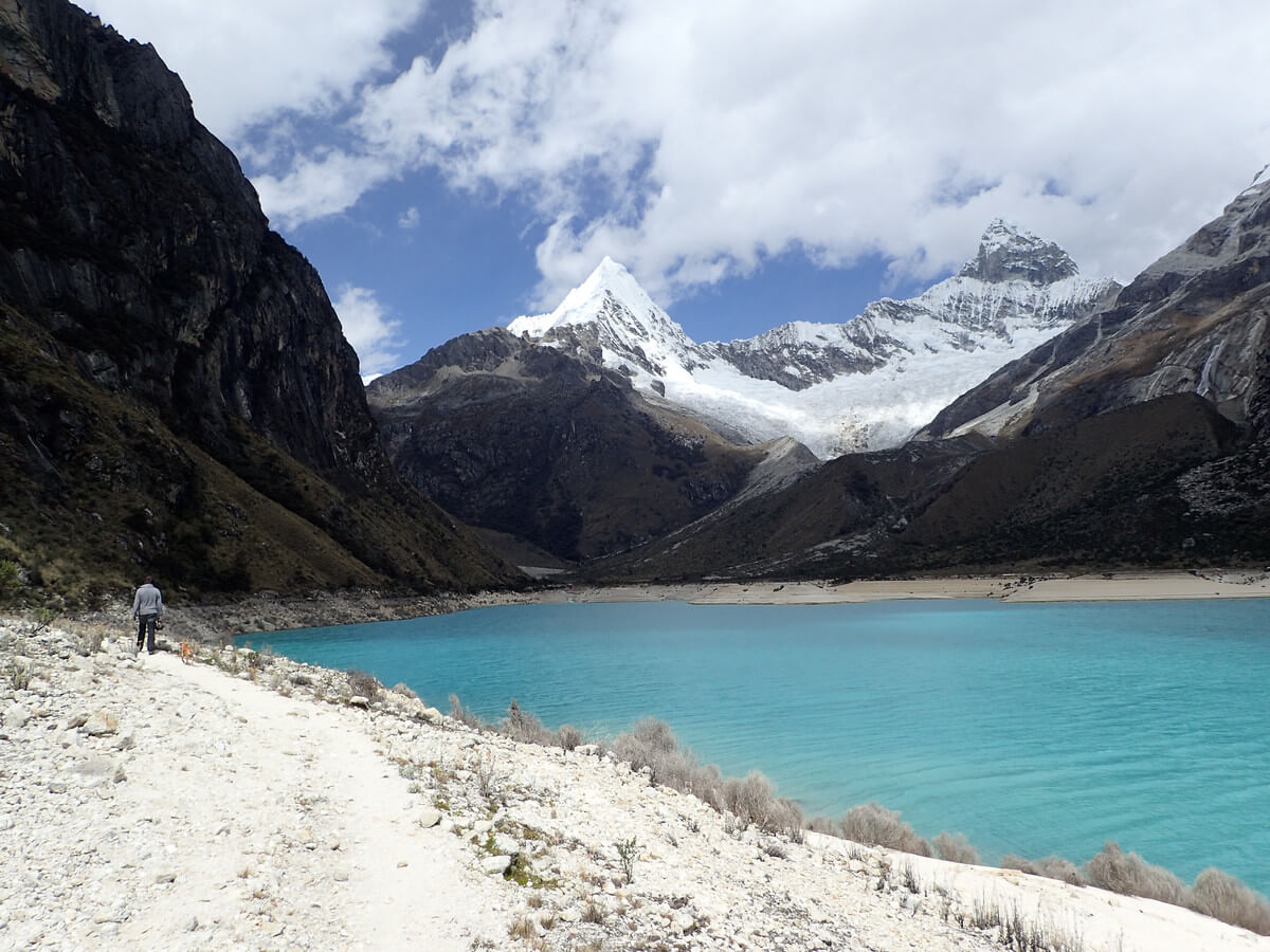 Hike to Laguna Paron