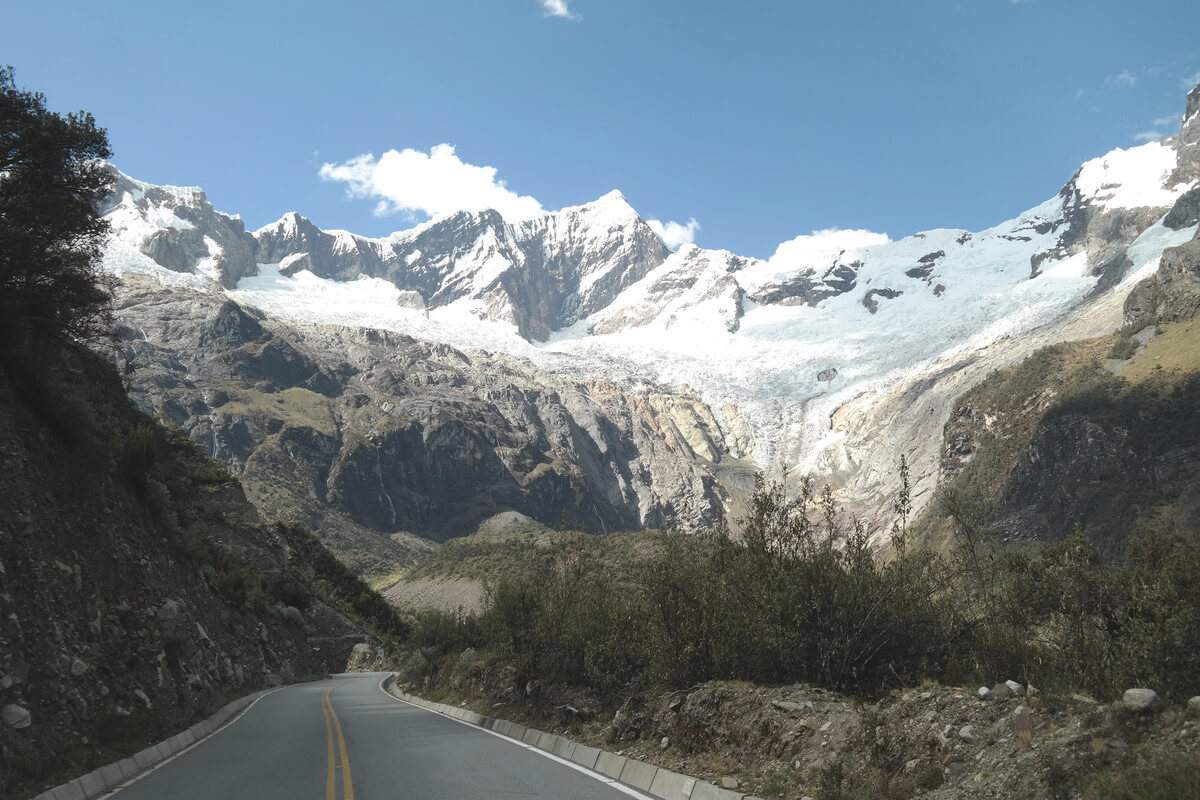 drive through Cordillera Blanca