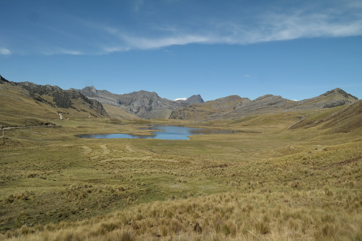 drive through Cordillera Blanca